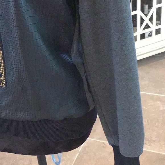 Madness National faux leather/sequin front top, long sleeves, size medium - Picture 9 of 14